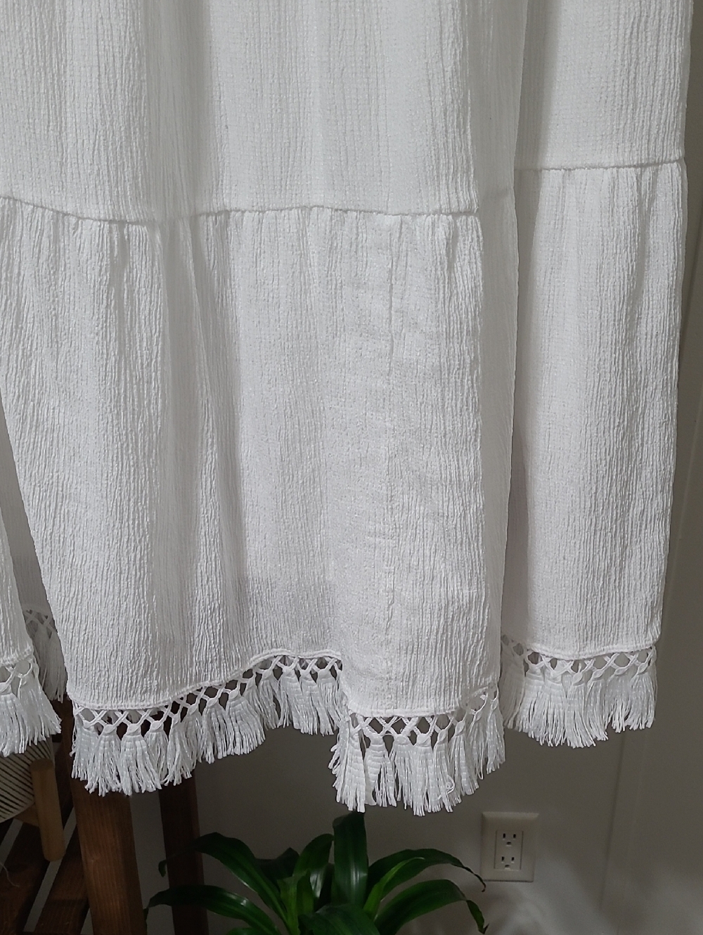 White Crinkle Crepe Fully Lined Maxi Skirt - Picture 3 of 11